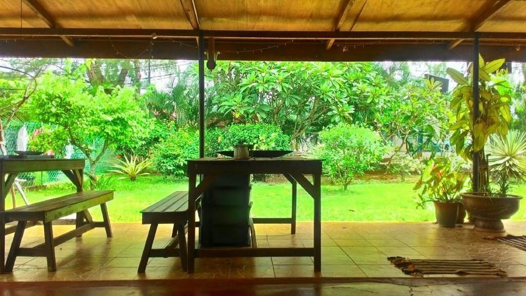 hostales-en-langkawi-Bunk-Inn-at-Shaka-Langkawi